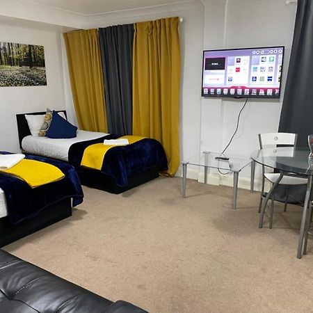 2 Bedrooms Modern Central London Apartment, Full Kitchen, 5 Minutes Tube Station Zewnętrze zdjęcie