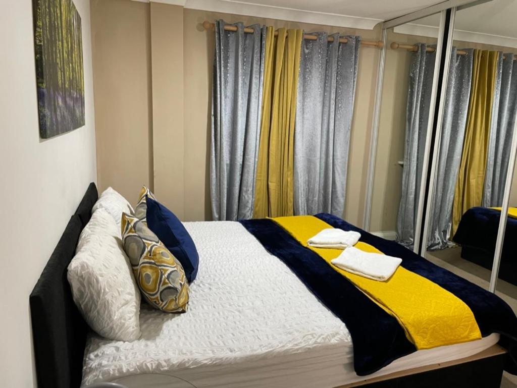 2 Bedrooms Modern Central London Apartment, Full Kitchen, 5 Minutes Tube Station Zewnętrze zdjęcie